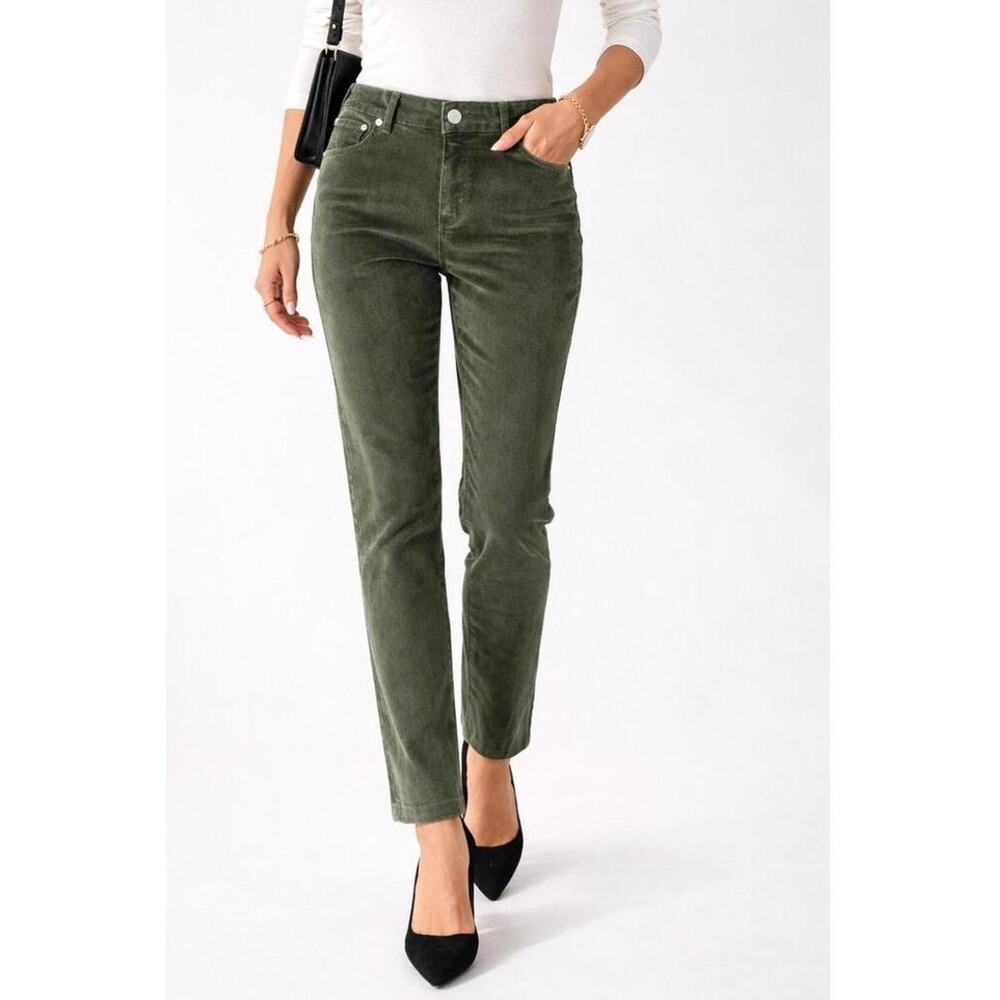 NWT D&Co. Heritage Adaptive Olive Green Straight Leg Jeans US Size 8